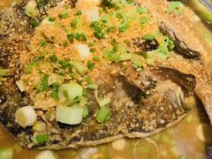 -刘姐啤酒鱼民族演艺餐厅(西街总店)