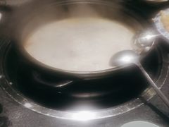 -大匠工房古船木艺术餐厅·猪肚鸡专门店(长白仙岛店)