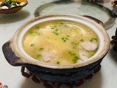 猪脑煲-阿隆煲店(秀仁苑店)