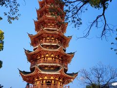 -龙华寺
