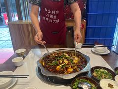 -乡土特色.冷锅鱼.牦牛肉火锅