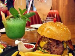 -1886德国汽车餐厅(外滩中央店)