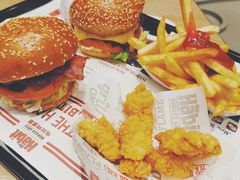 -The Habit Burger Grill 哈比特汉堡(爱琴海店)