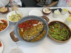 -独一佳老胡湘菜馆(矿山路店)