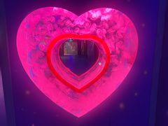 -多彩贵州城极地海洋世界