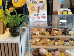 面包甜点陈列柜-麦当劳(沙河店)