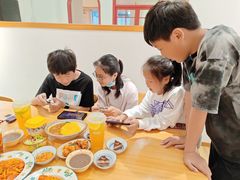 -暖食光·台式家庭餐厅·生日主题店(万达店)
