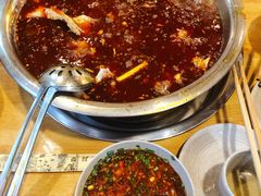 -肖肖酸萝卜鱼火锅(总店)