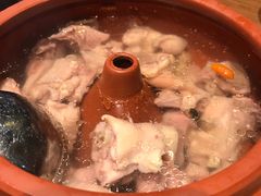 -云海肴·汽锅鸡·云南菜(天山百盛优客店)