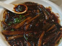 清炒现划鳝丝-老人和饭店(淮海中路店)
