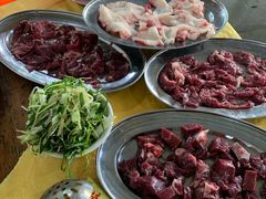 -五洞培记山庄·鲜牛肉火锅