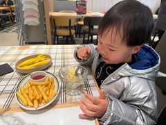 -菲滋意式餐厅(富阳东方茂店)