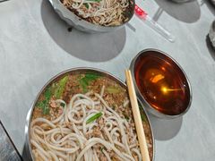 -正宗杨记普洱酸醋米线(总店)