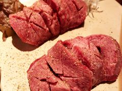 -焼肉まんぐう