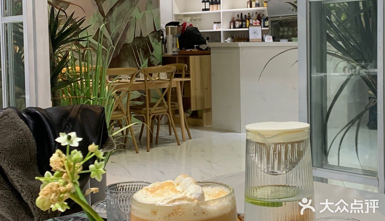 这家店也太适合过生日来了吧