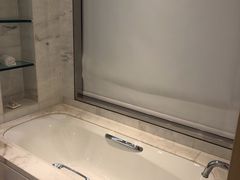 -上海漕河泾万丽酒店