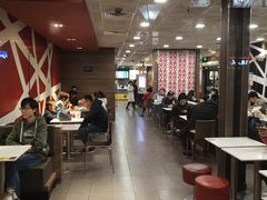 大堂-麦当劳(田林好又多店)