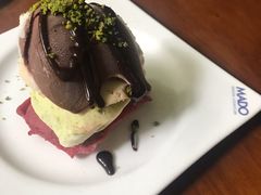 千层冰淇淋-MADO冰淇淋咖啡馆(淘金店)