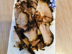 香酱热肘子-傅记酱肉