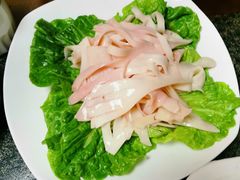 -小天鹅火锅·一线江景洪鼎旗舰店(洪崖洞店)