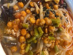 -丽丽三鲜螺蛳粉(田林路店)