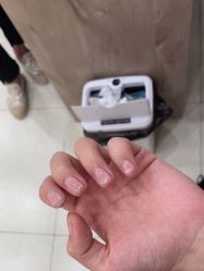 -进巍美甲美睫店