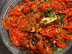 -肥肥虾庄·金牌油焖大虾(汉口城市广场店)