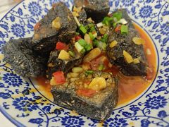 油炸臭豆腐-新新湘菜馆(新中街二条店)