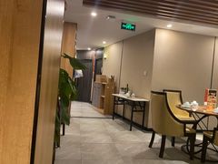 -有红鸡毛店·川菜(建设路店)