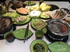 -一叶一世界·素食餐厅(锦华万达店)