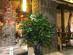 -万重锦·人文川菜馆(骡马市店)