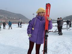 -济南卧虎山滑雪场