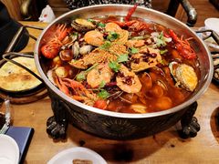 -老东镇啤酒屋海鲜加工·蒸汽海鲜·海鲜烧烤(台东店)