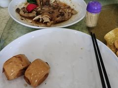 -鹏城人家海鲜酒家·23年老字号(较场尾店)