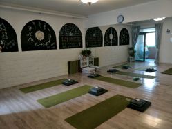 -瑜舍瑜伽连锁教室