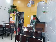 -芳芳餐厅(白沙路店)