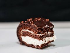 瑞士卷-Dough&Joe团憩(瑞虹天地月亮湾店)