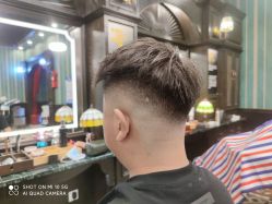-海文先生国潮烫染男士理发馆