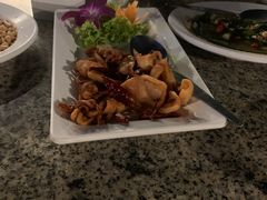-光海鲜鱼翅餐厅(叻差拉披色路店)