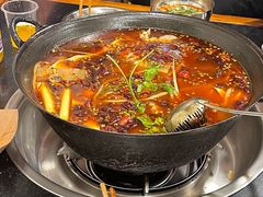 -鸿顺老铁锅美蛙鱼府(解放碑店)