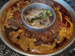 菌香鸳鸯锅-晓宇重庆火锅(赛格国际购物中心店)