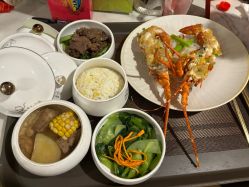 -安雅国际月子会所(拱北森宇富通店)