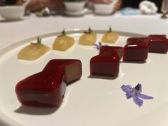 红酒鹅肝葱油饼-广州富力丽思卡尔顿酒店·丽轩·粤菜