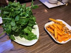 -龙少爷碳火干锅(环球中心店)