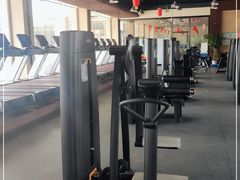 -健龙森俱乐部·游泳·健身·羽毛球综合体育馆