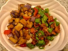 茄子肉丁小公鸡双拼拌面-文三里屯面馆(三里屯店)