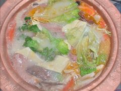 -阿婆情腊排骨火锅(金虹路店)