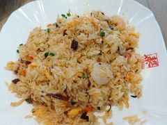 山珍海味虾炒饭-泰煌鸡·上海白斩鸡·鸡汤面(鹤庆店)
