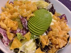 牛油果蔬菜色拉-惠食佳·朱雀(东方商厦店)