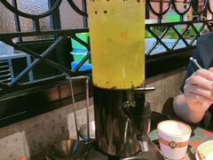 -南城十里潮汕鲜牛火锅·鲜虾生滚粥(融汇老商埠店)